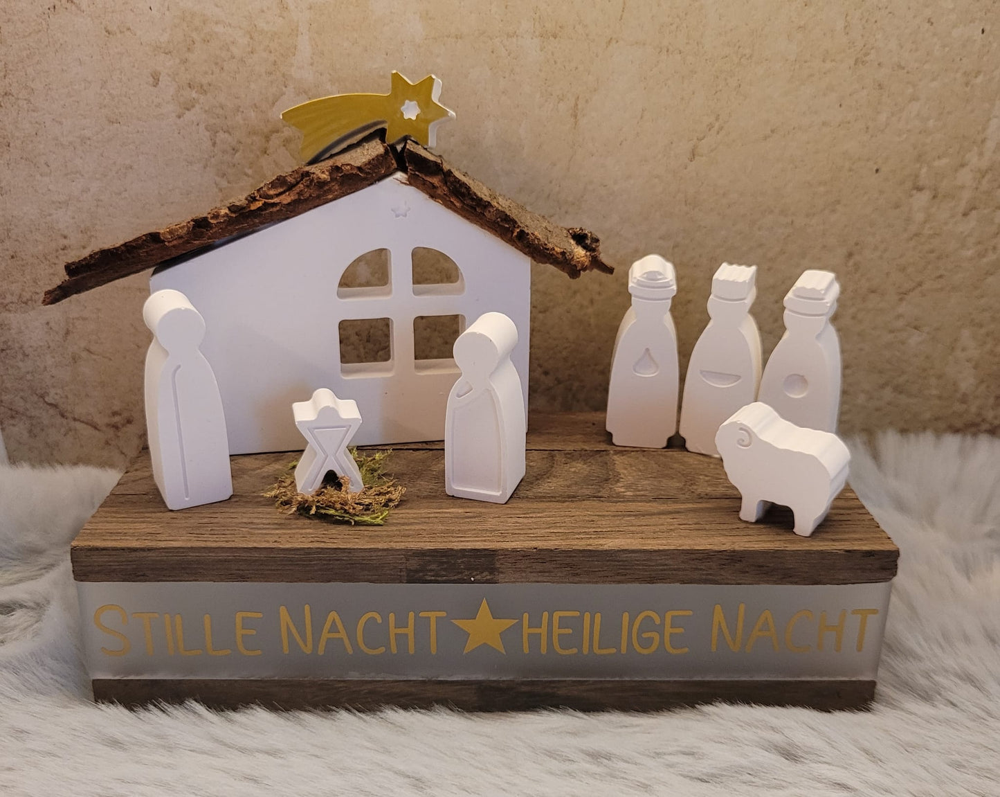 Weihnachtskrippe modern