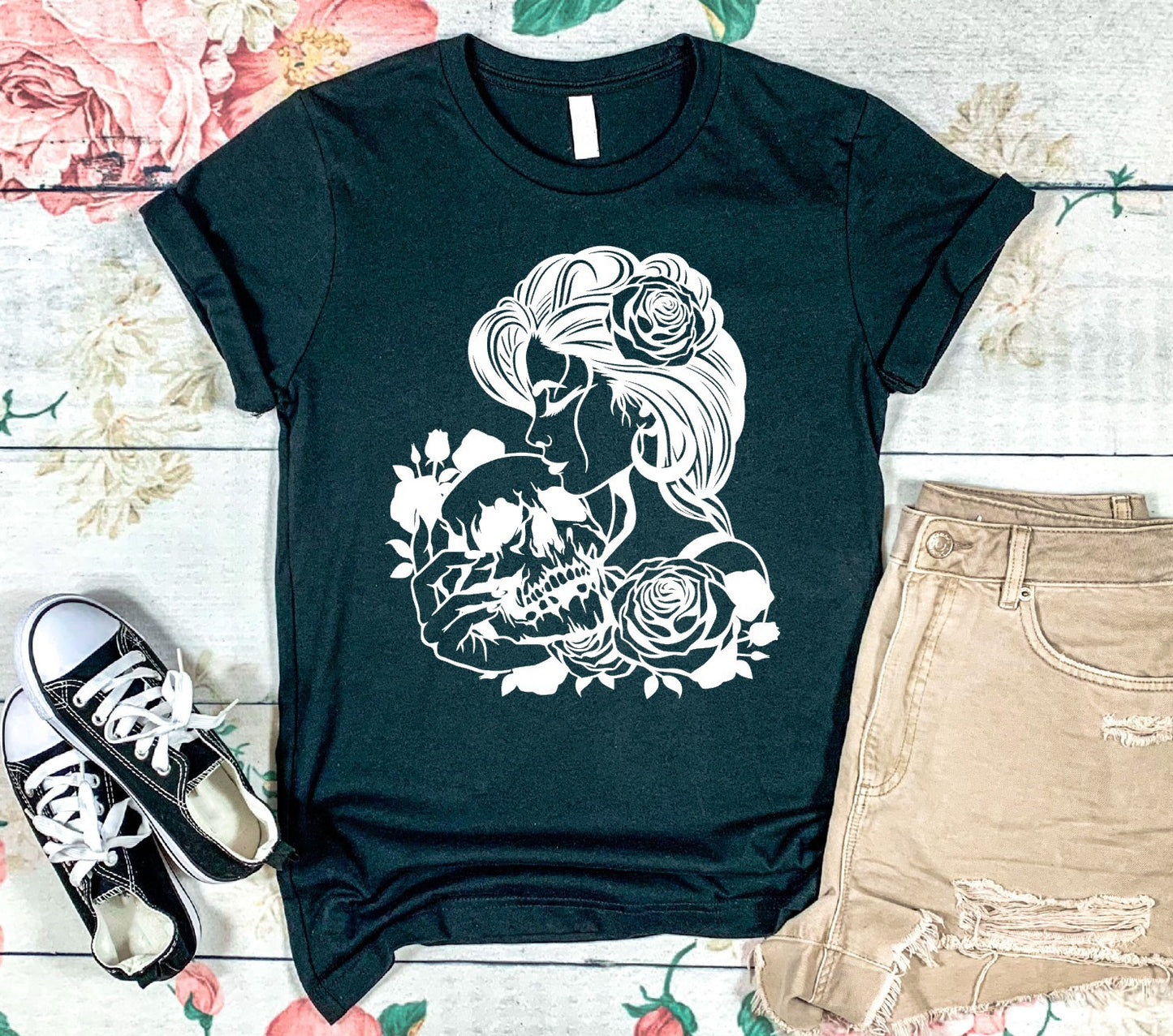 T-Shirt Frau mit Skull